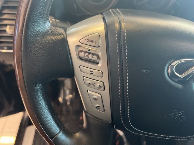 INFINITI QX80 Vehicle Full-screen Gallery Image 29