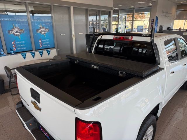 Chevrolet Colorado Vehicle Full-screen Gallery Image 23