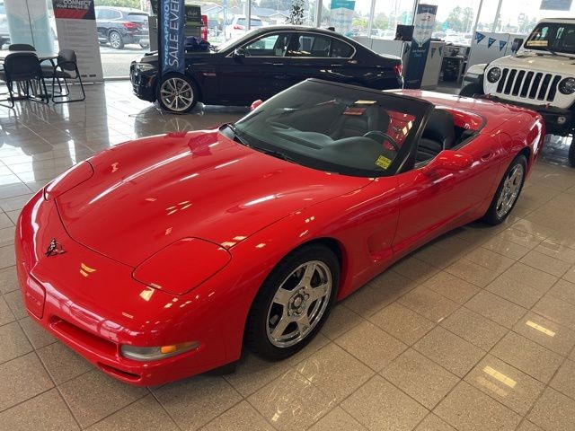 Chevrolet Corvette Vehicle Full-screen Gallery Image 12