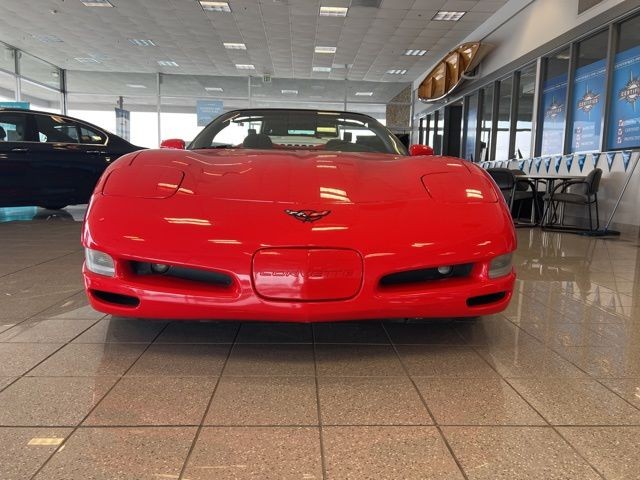 Chevrolet Corvette Vehicle Full-screen Gallery Image 14