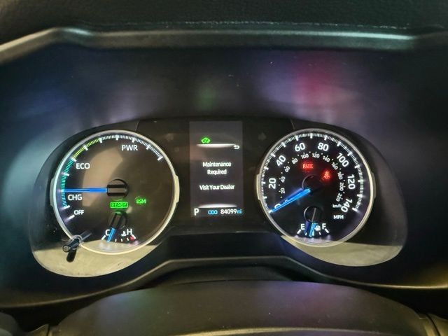 Toyota RAV4 Hybrid Vehicle Full-screen Gallery Image 14