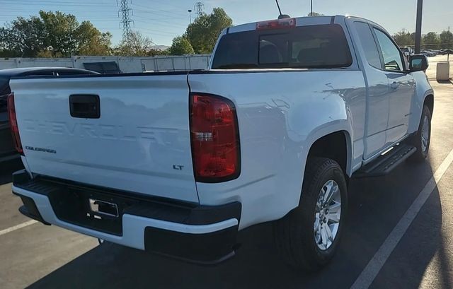 Chevrolet Colorado Vehicle Full-screen Gallery Image 02