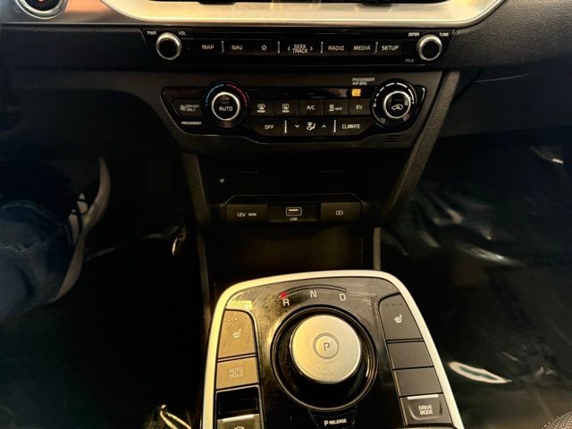 Kia Niro EV Vehicle Full-screen Gallery Image 16