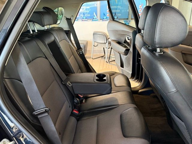 Kia Niro EV Vehicle Full-screen Gallery Image 24