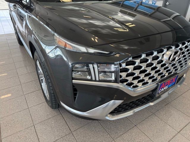 Hyundai Santa Fe Vehicle Full-screen Gallery Image 08