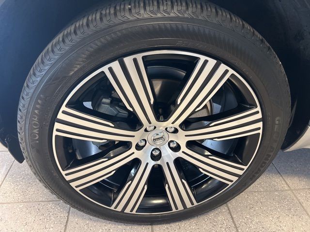 Volvo XC90 Vehicle Full-screen Gallery Image 41