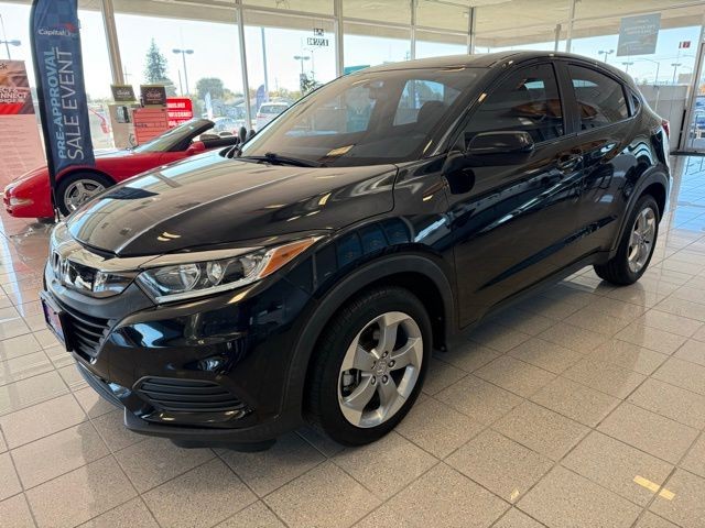 Honda HR-V Vehicle Full-screen Gallery Image 06