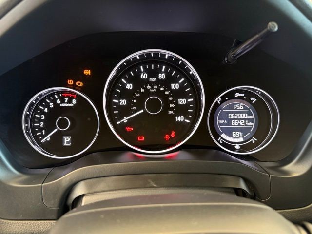 Honda HR-V Vehicle Full-screen Gallery Image 13