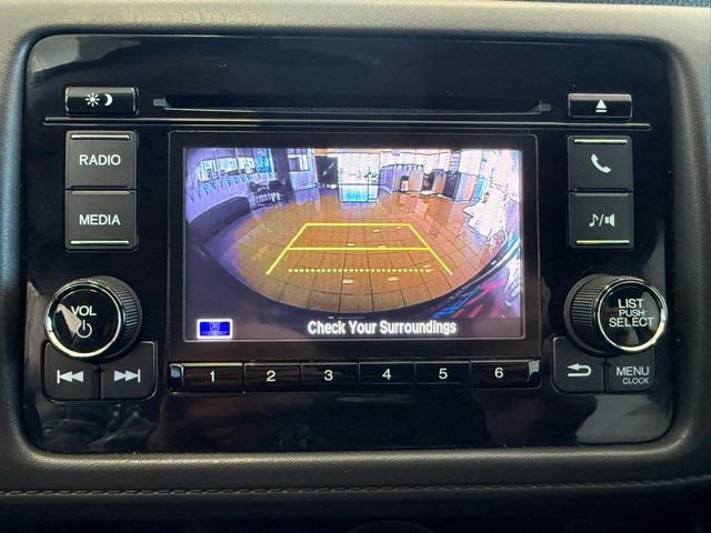 Honda HR-V Vehicle Full-screen Gallery Image 14