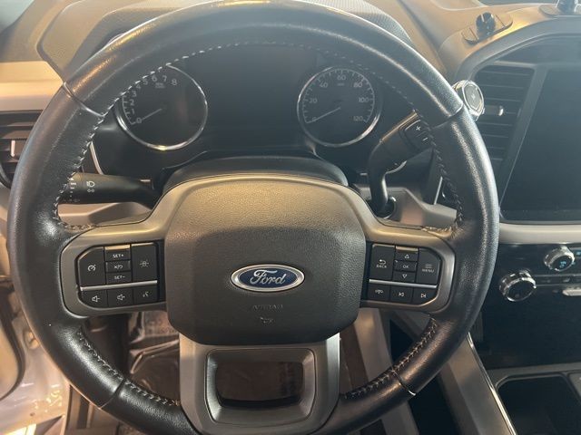 Ford F-150 Vehicle Full-screen Gallery Image 23