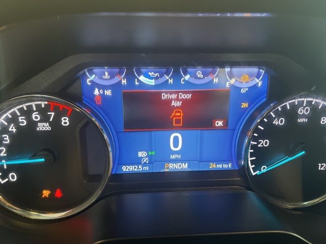 Ford F-150 Vehicle Full-screen Gallery Image 26