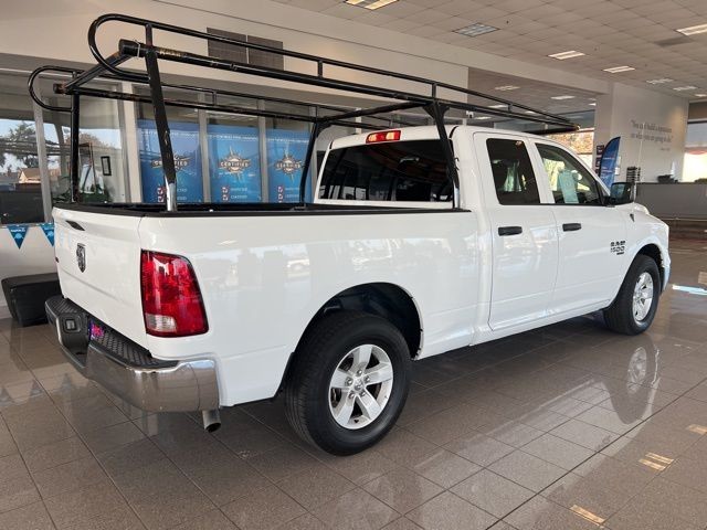 Ram 1500 Classic Vehicle Full-screen Gallery Image 05