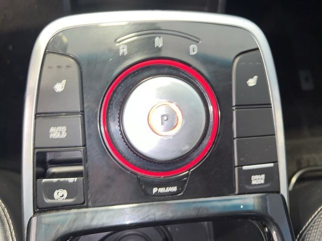 Kia Niro EV Vehicle Full-screen Gallery Image 23