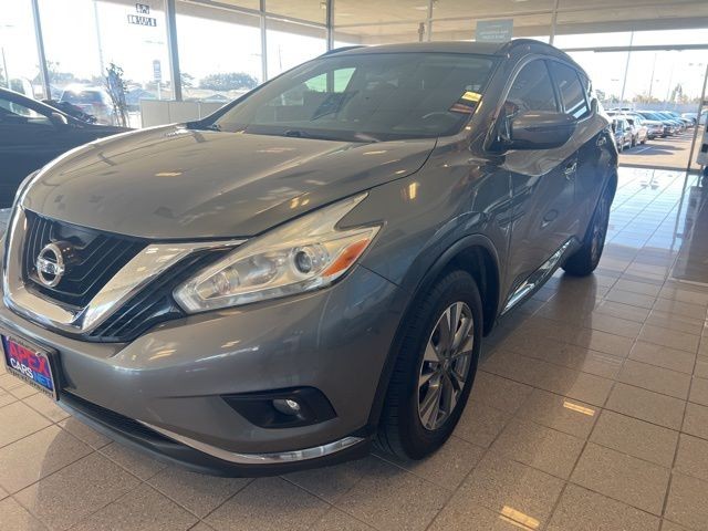 Nissan Murano Vehicle Full-screen Gallery Image 12
