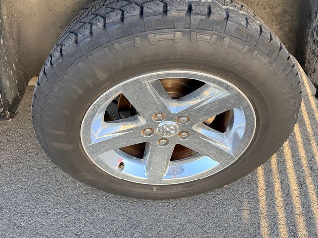 Ram 1500 Vehicle Full-screen Gallery Image 05