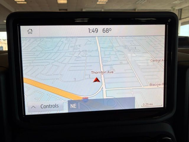 Ford Bronco Sport Vehicle Full-screen Gallery Image 15