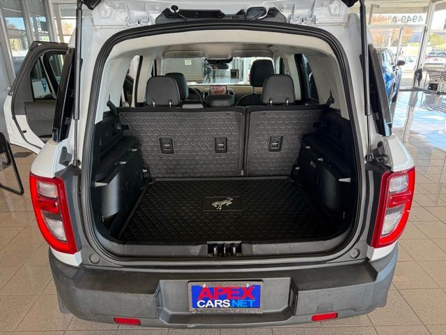 Ford Bronco Sport Vehicle Full-screen Gallery Image 24