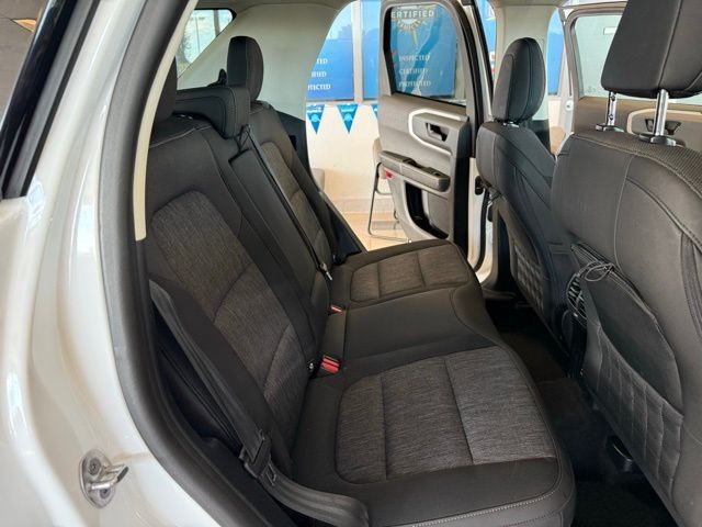 Ford Bronco Sport Vehicle Full-screen Gallery Image 25