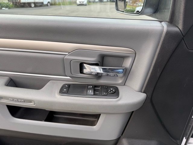 Ram 4500 Chassis Cab Vehicle Full-screen Gallery Image 19