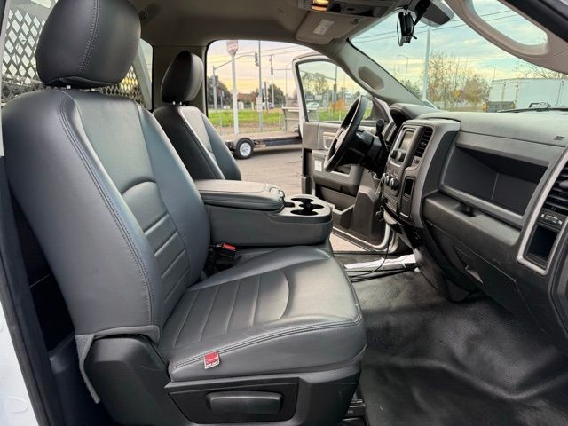 Ram 4500 Chassis Cab Vehicle Full-screen Gallery Image 23