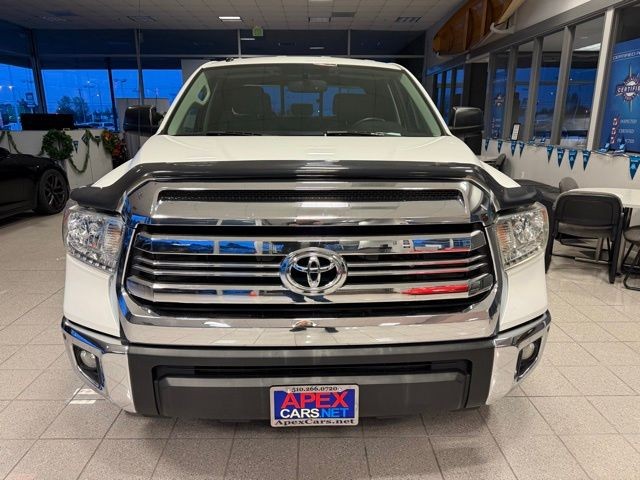 Toyota Tundra 2WD Truck Vehicle Full-screen Gallery Image 08