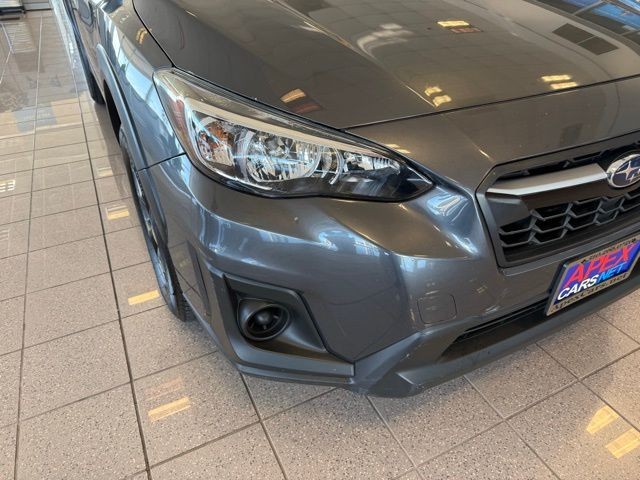 Subaru Crosstrek Vehicle Full-screen Gallery Image 08