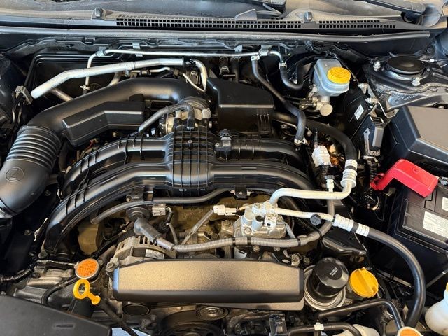 Subaru Crosstrek Vehicle Full-screen Gallery Image 26