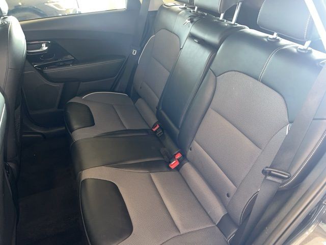 Kia Niro EV Vehicle Full-screen Gallery Image 18