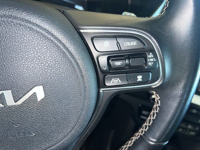 Kia Niro EV Vehicle Full-screen Gallery Image 22