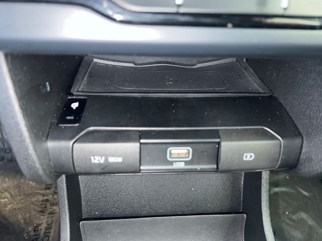 Kia Niro EV Vehicle Full-screen Gallery Image 26