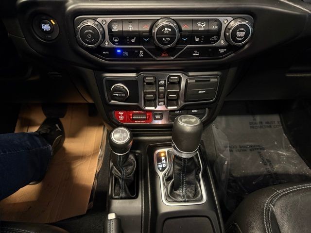 Jeep Wrangler 4xe Vehicle Full-screen Gallery Image 15