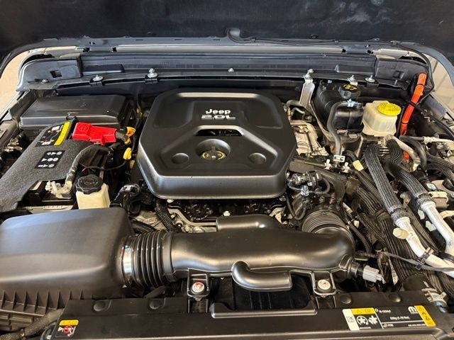 Jeep Wrangler 4xe Vehicle Full-screen Gallery Image 30