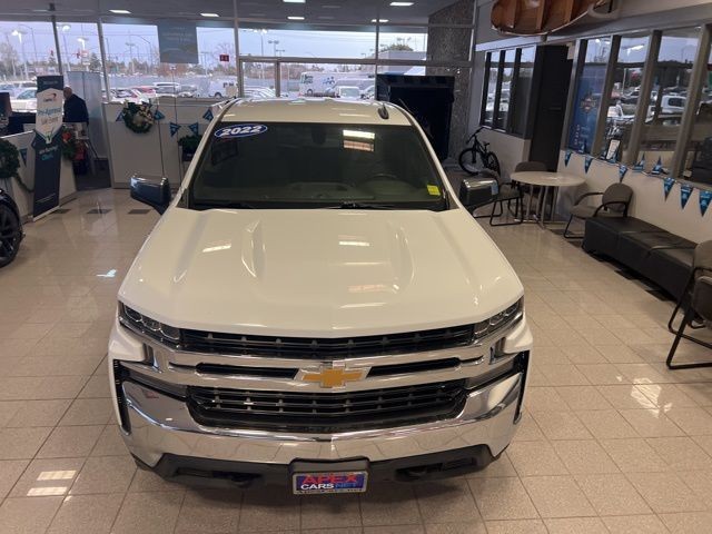 Chevrolet Silverado 1500 LTD Vehicle Full-screen Gallery Image 18