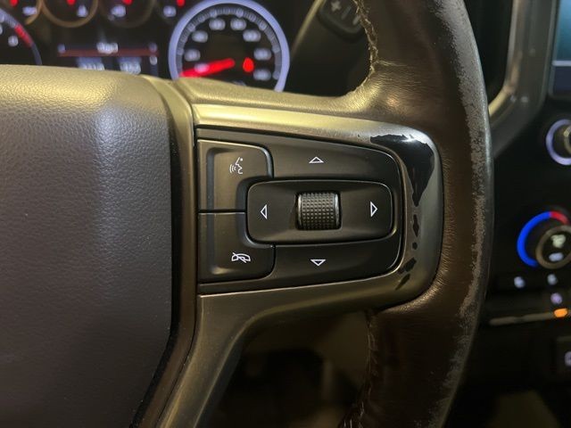 Chevrolet Silverado 1500 LTD Vehicle Full-screen Gallery Image 24