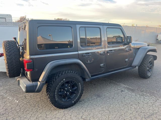 Jeep Wrangler Unlimited Vehicle Full-screen Gallery Image 03