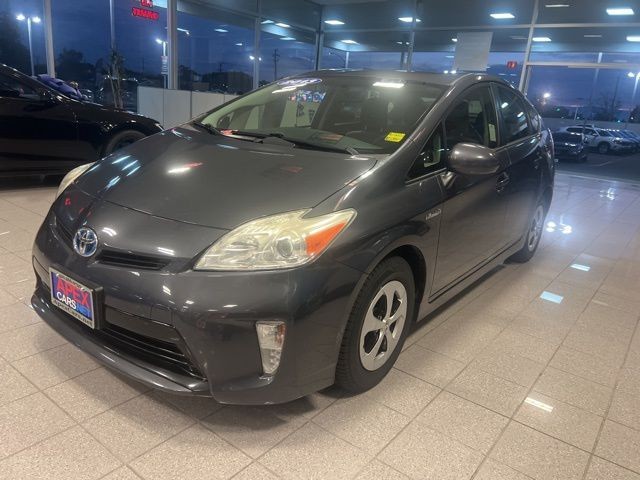 Toyota Prius Vehicle Full-screen Gallery Image 14