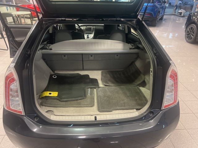 Toyota Prius Vehicle Full-screen Gallery Image 20