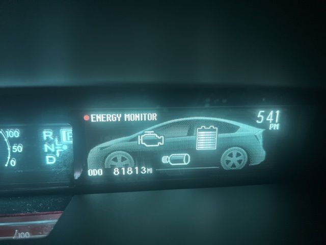 Toyota Prius Vehicle Full-screen Gallery Image 24