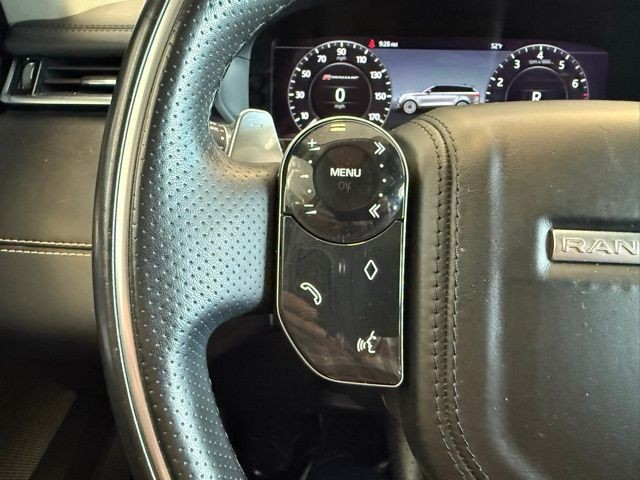 Land Rover Range Rover Velar Vehicle Full-screen Gallery Image 17