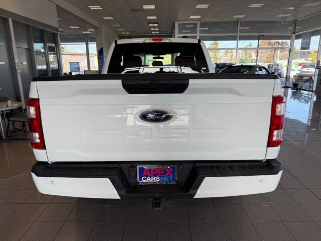 Ford F-150 Vehicle Full-screen Gallery Image 04