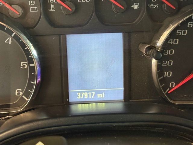 Chevrolet Silverado 1500 LD Vehicle Full-screen Gallery Image 12