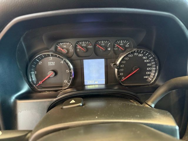 Chevrolet Silverado 1500 LD Vehicle Full-screen Gallery Image 13