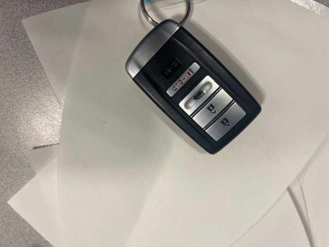 Acura RLX Vehicle Full-screen Gallery Image 33