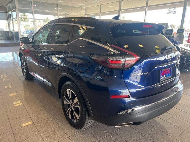 Nissan Murano Vehicle Full-screen Gallery Image 13