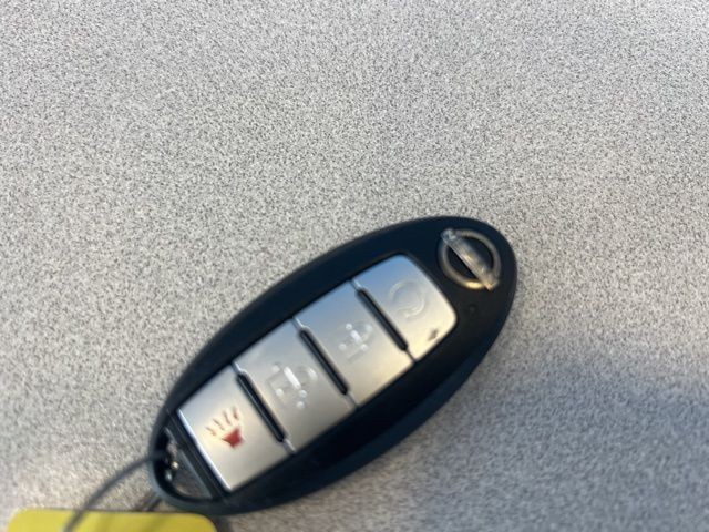 Nissan Murano Vehicle Full-screen Gallery Image 34