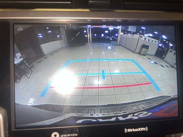 Toyota 4Runner Vehicle Full-screen Gallery Image 32