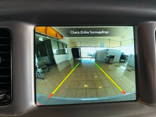 Dodge Charger Vehicle Full-screen Gallery Image 13