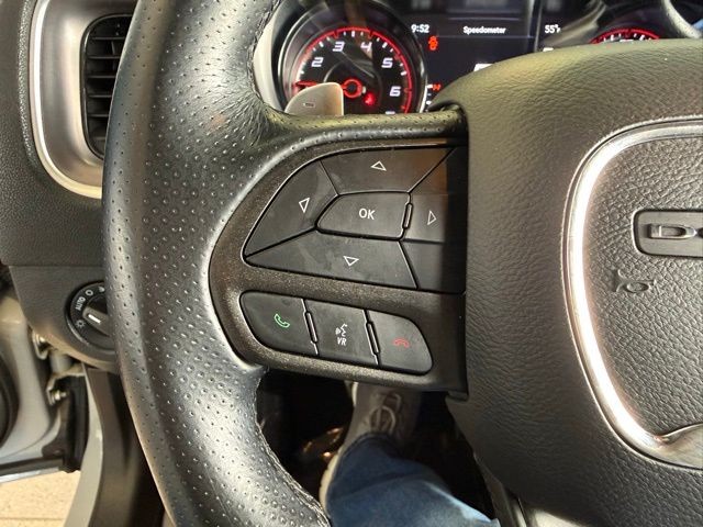 Dodge Charger Vehicle Full-screen Gallery Image 18