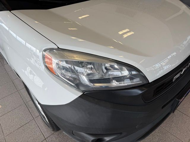 Ram ProMaster City Cargo Van Vehicle Full-screen Gallery Image 09