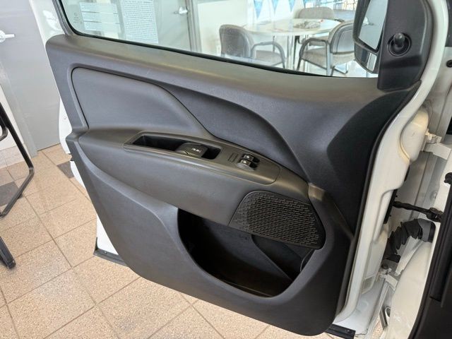 Ram ProMaster City Cargo Van Vehicle Full-screen Gallery Image 19